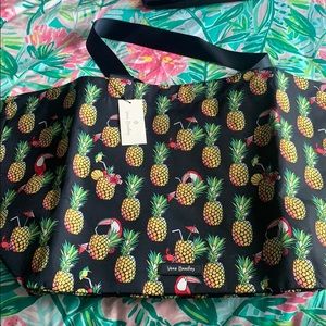 NWT Vera Bradley tote bag